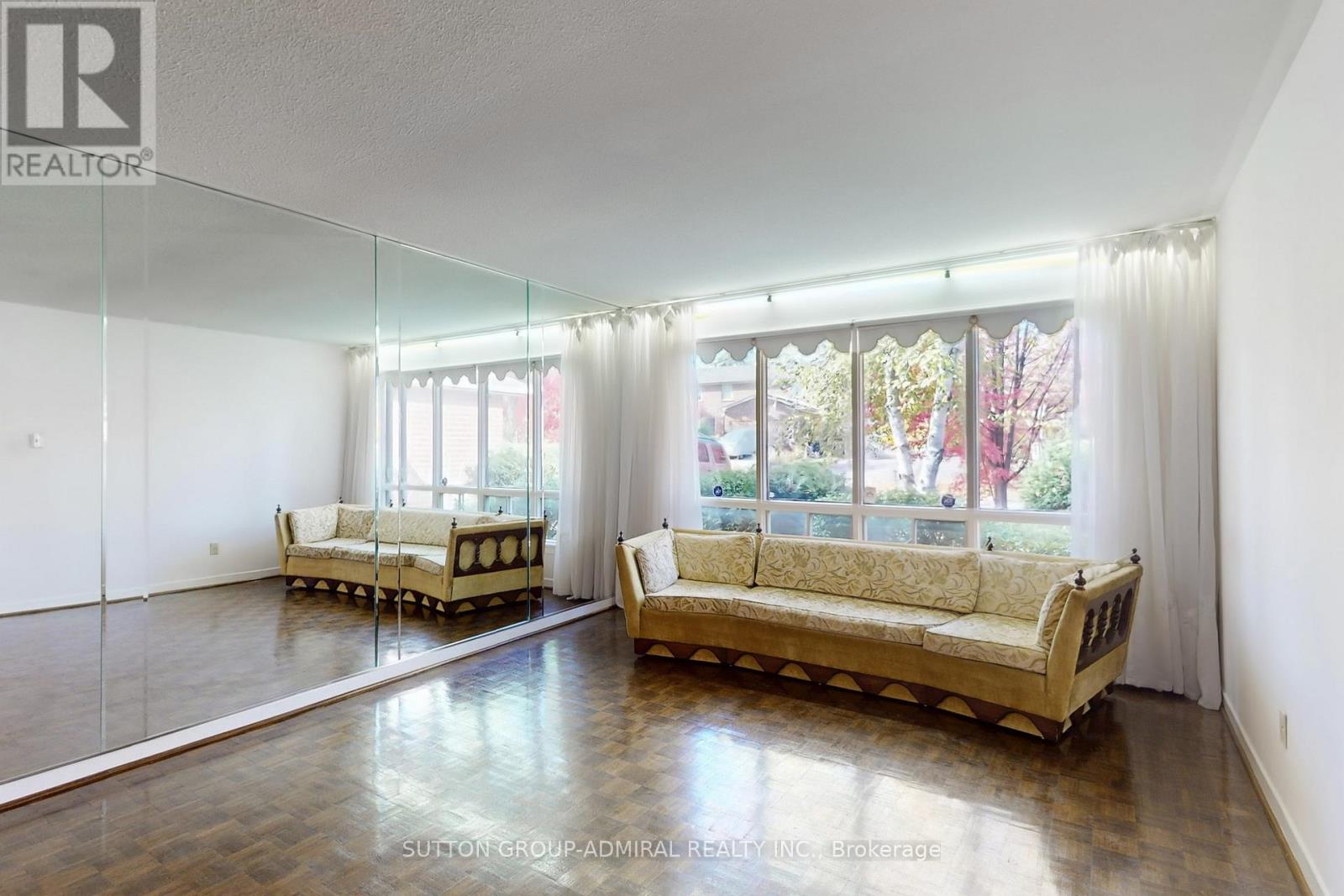 35 Nevada Avenue, Toronto, Ontario  M2M 3N9 - Photo 2 - C12535586