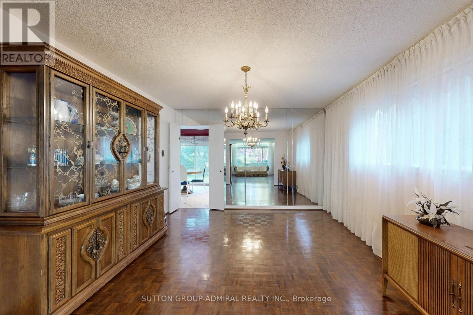 35 Nevada Avenue, Toronto, Ontario  M2M 3N9 - Photo 6 - C12535586