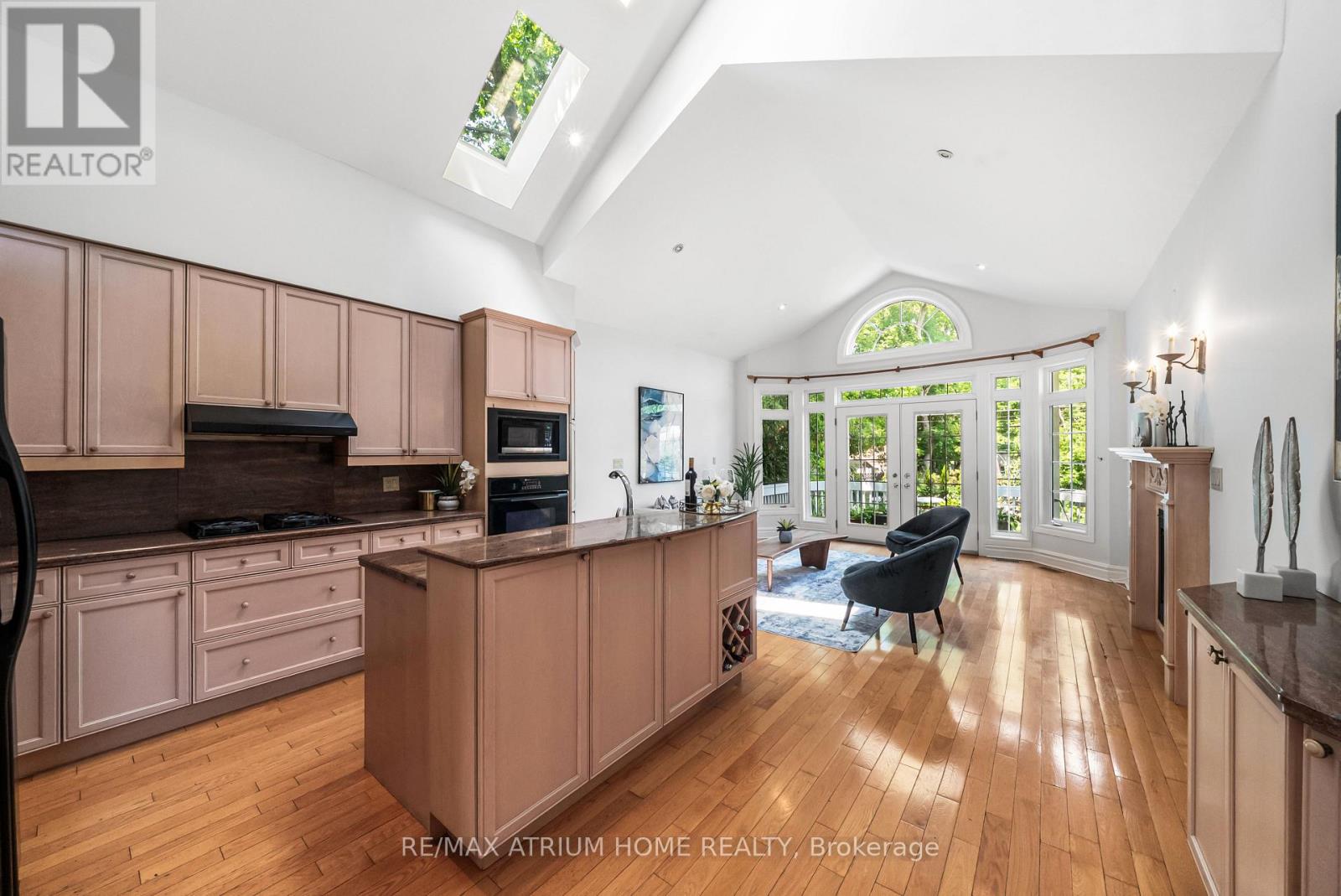 24 Abitibi Avenue, Toronto, Ontario  M2M 2V1 - Photo 17 - C12535594