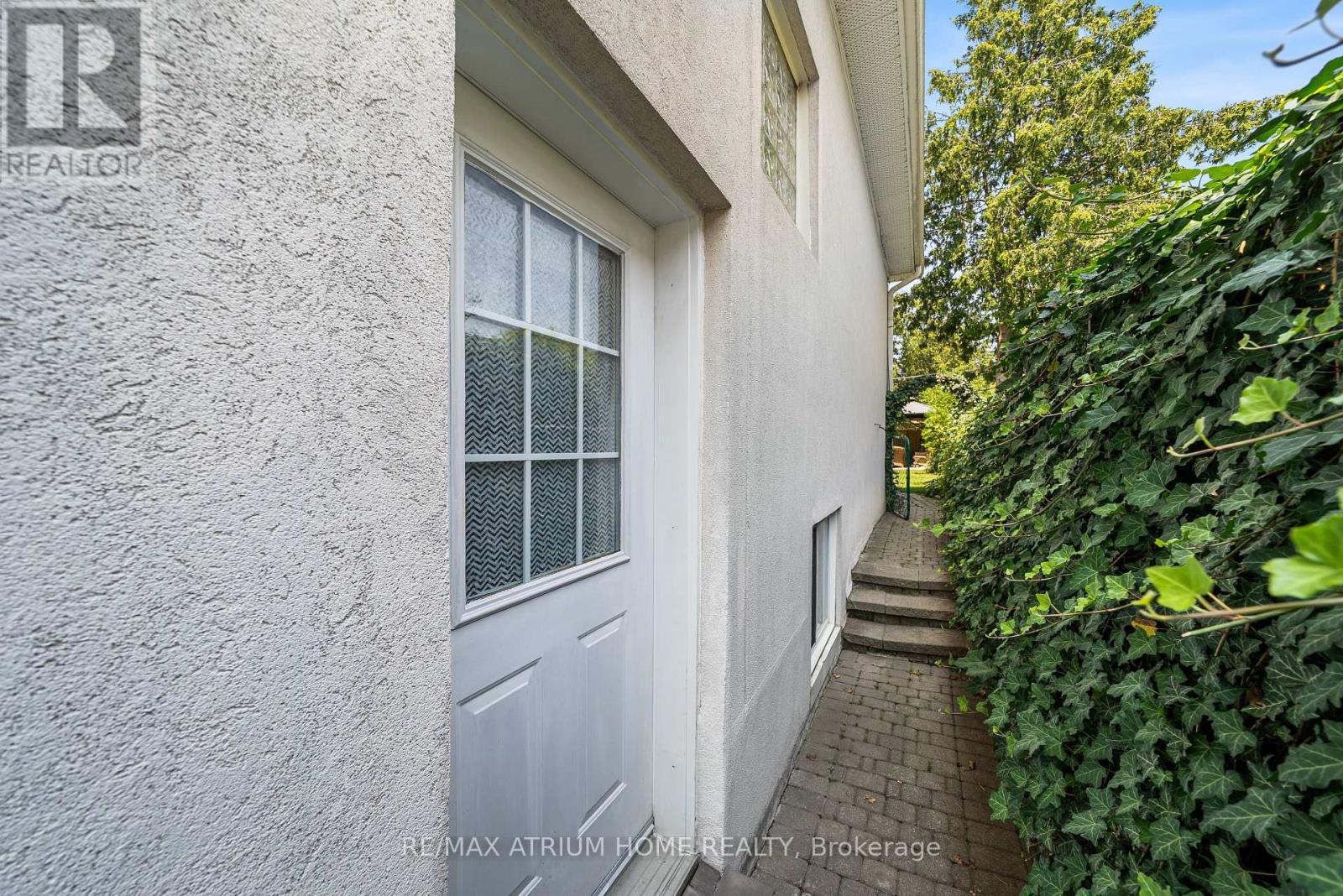 24 Abitibi Avenue, Toronto, Ontario  M2M 2V1 - Photo 37 - C12535594