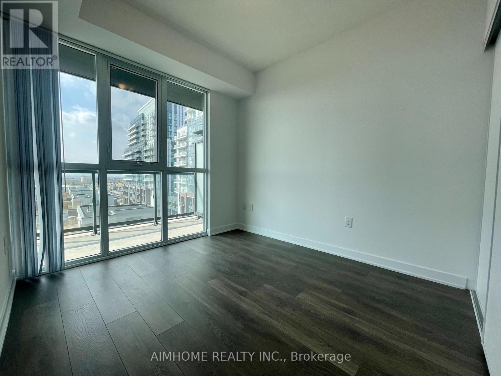 605 - 60 Honeycrisp Crescent, Vaughan, Ontario  L4K 0N5 - Photo 7 - N12535582