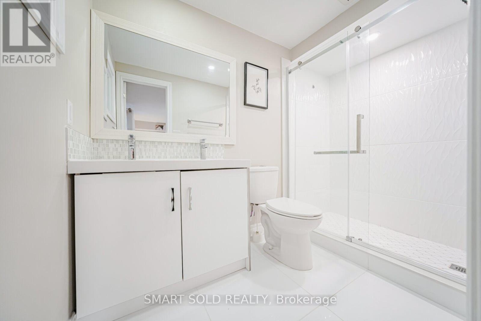 60 Steepleview Crescent, Richmond Hill, Ontario  L4C 9R3 - Photo 30 - N12535584