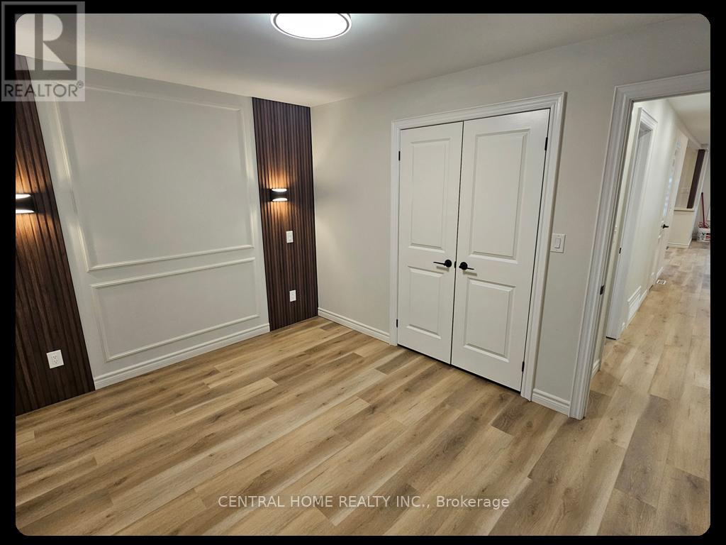 137 Willow Lane, Newmarket, Ontario  L3Y 4J1 - Photo 10 - N12535598