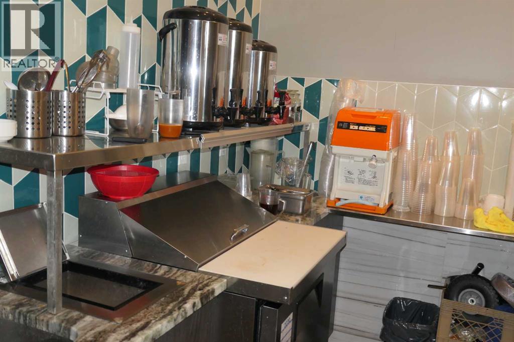 2110, 4 Royal Vista Way Nw, Calgary, Alberta  T3R 0N2 - Photo 15 - A2231856