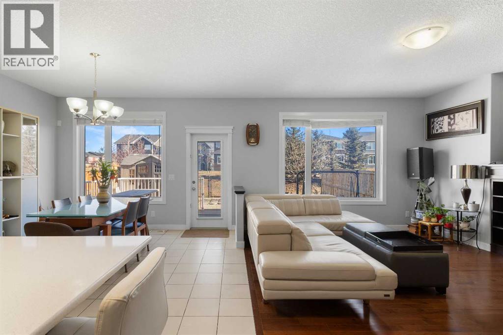 16 Redstone Parade Ne, Calgary, Alberta  T3N 0J7 - Photo 5 - A2267628