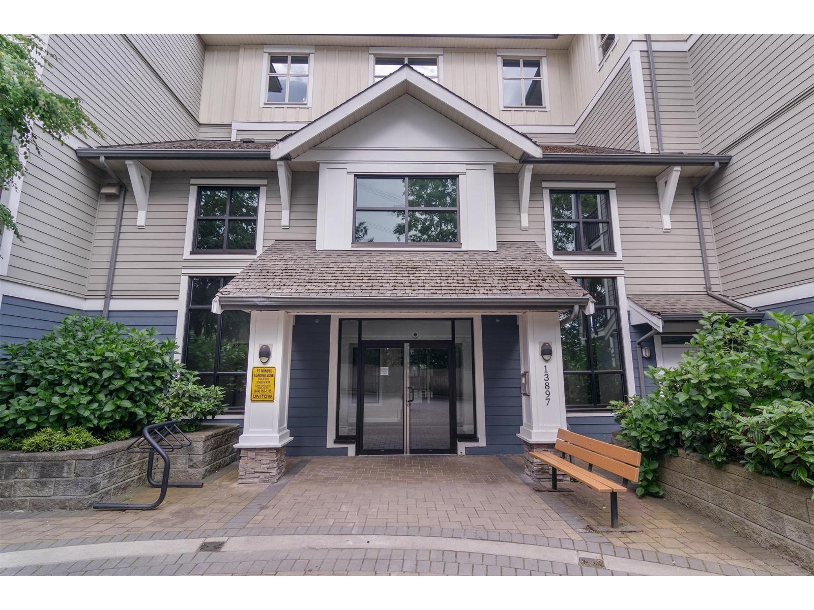 223 13897 Fraser Highway, Surrey, British Columbia  V3T 0G8 - Photo 2 - R3060204