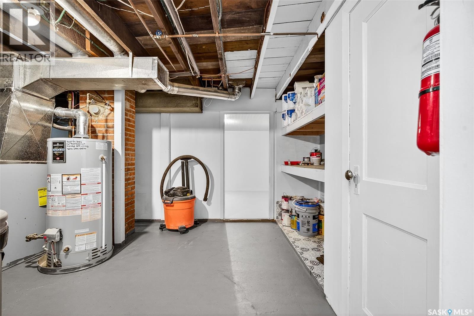 1105 3rd Avenue Nw, Moose Jaw, Saskatchewan  S6H 3V1 - Photo 25 - SK021038