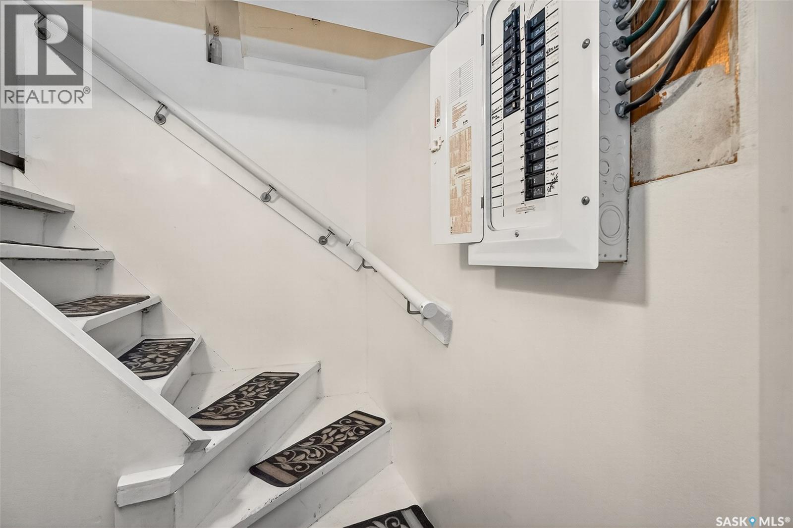 1105 3rd Avenue Nw, Moose Jaw, Saskatchewan  S6H 3V1 - Photo 20 - SK021038