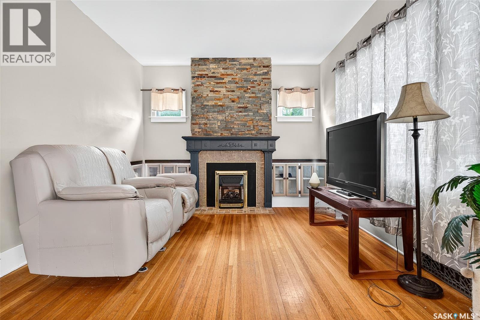 1105 3rd Avenue Nw, Moose Jaw, Saskatchewan  S6H 3V1 - Photo 6 - SK021038