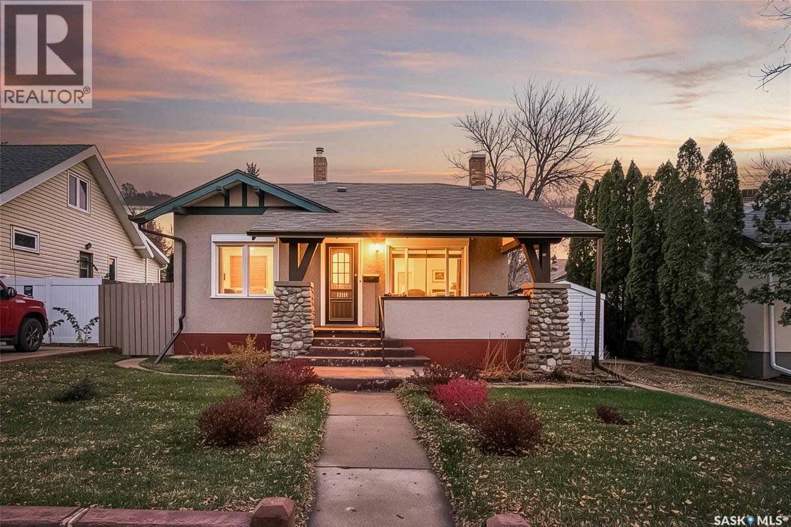 1105 3rd AVENUE NW, Moose Jaw, Saskatchewan