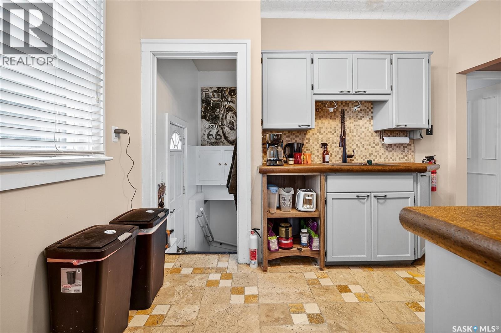 1105 3rd Avenue Nw, Moose Jaw, Saskatchewan  S6H 3V1 - Photo 13 - SK021038