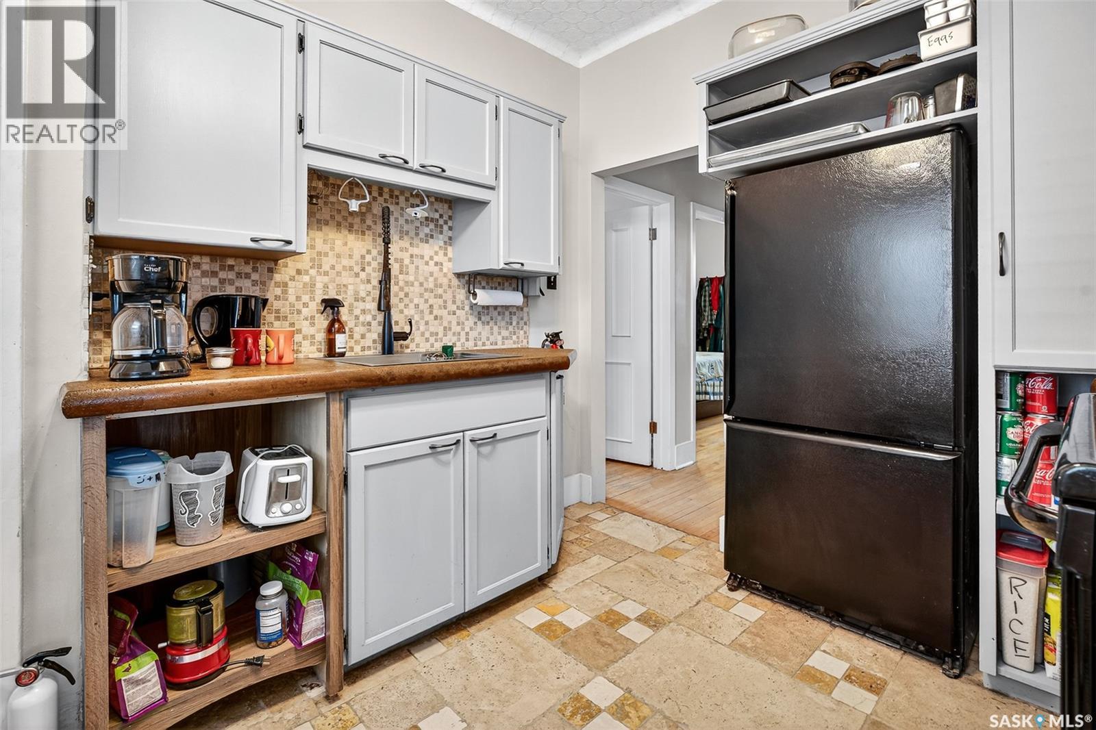 1105 3rd Avenue Nw, Moose Jaw, Saskatchewan  S6H 3V1 - Photo 12 - SK021038