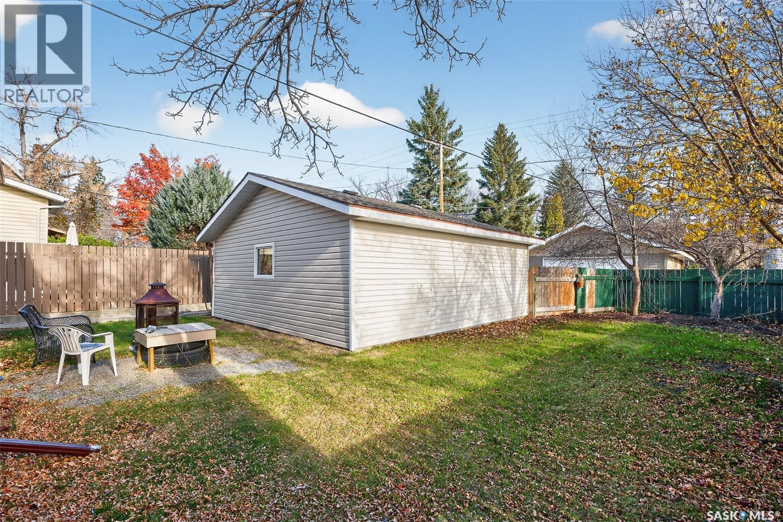 1105 3rd Avenue Nw, Moose Jaw, Saskatchewan  S6H 3V1 - Photo 37 - SK021038