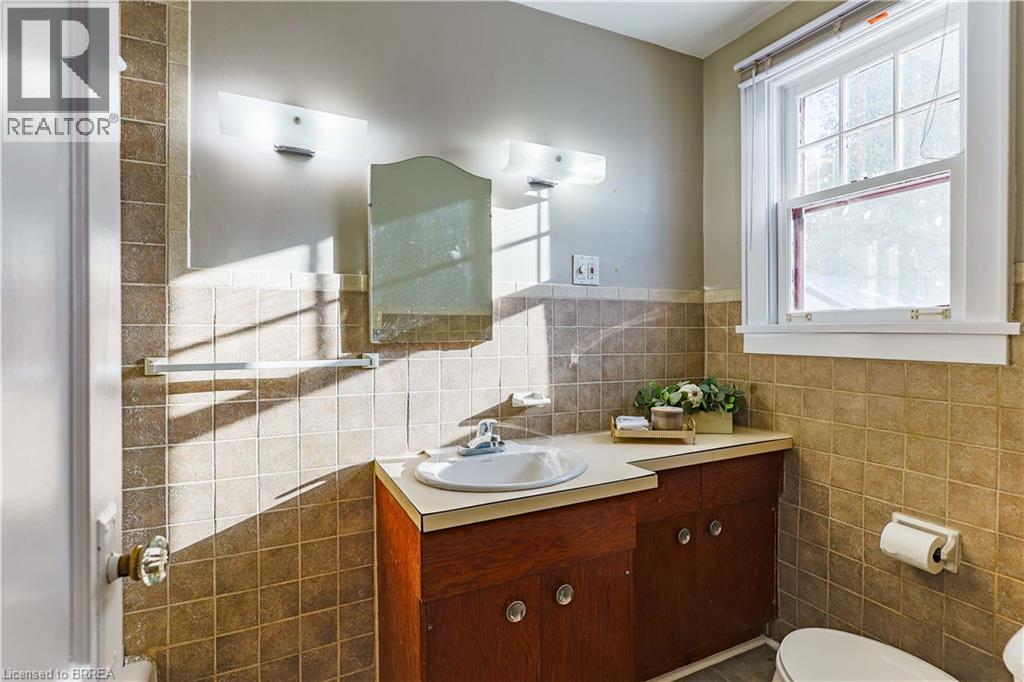 493 St. Paul Avenue, Brantford, Ontario N3R 4P4 - Photo 28 - 40786724