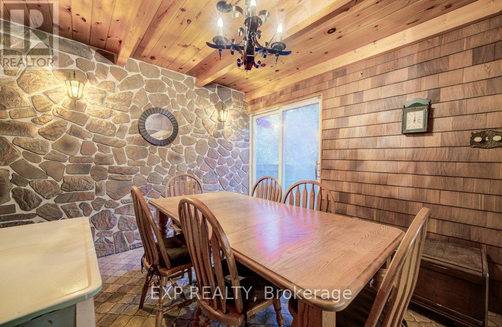 115 Wilson Street, Oakville, Ontario  L6K 3G7 - Photo 10 - W12535654