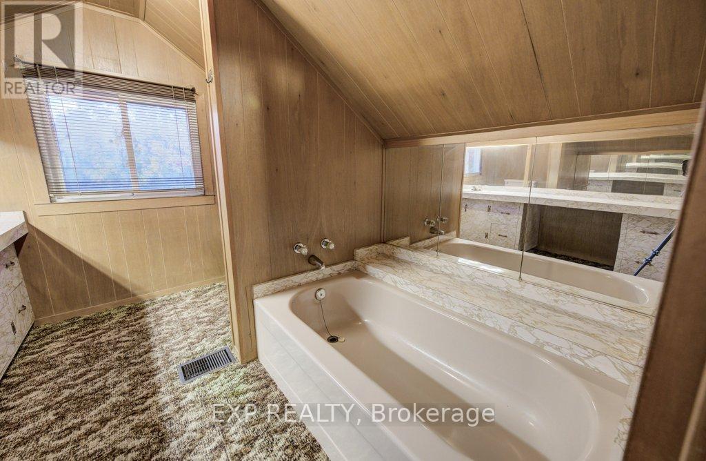 115 Wilson Street, Oakville, Ontario  L6K 3G7 - Photo 17 - W12535654