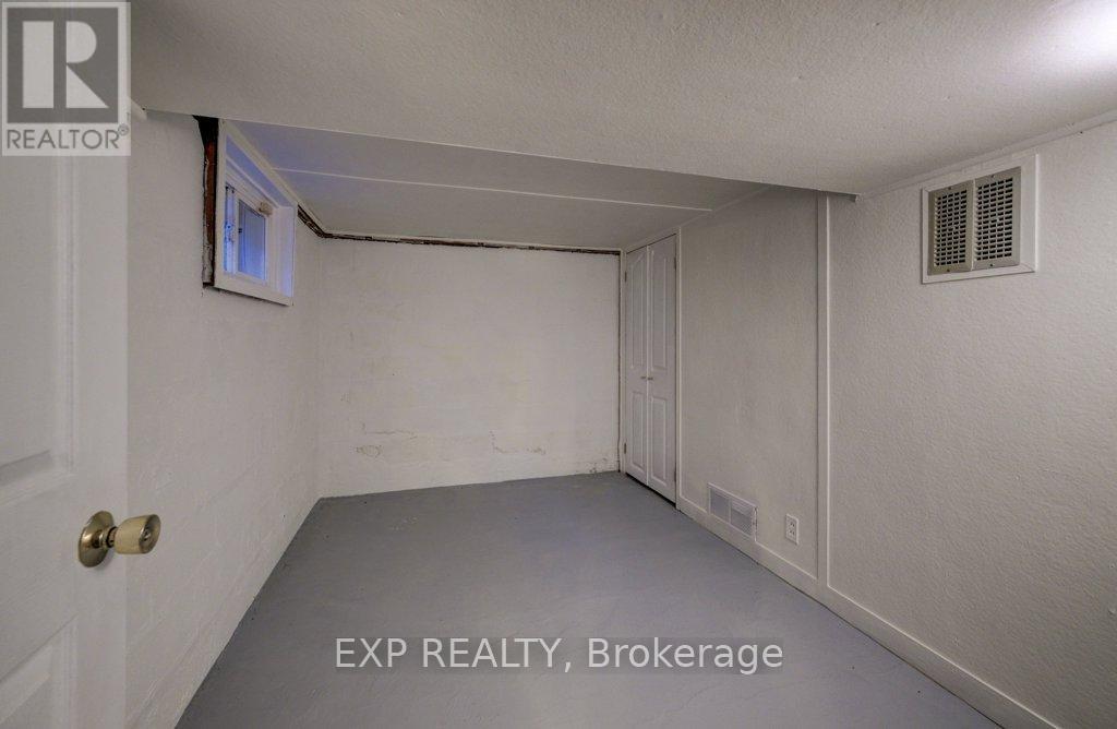 115 Wilson Street, Oakville, Ontario  L6K 3G7 - Photo 21 - W12535654