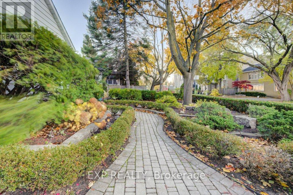 115 Wilson Street, Oakville, Ontario  L6K 3G7 - Photo 27 - W12535654