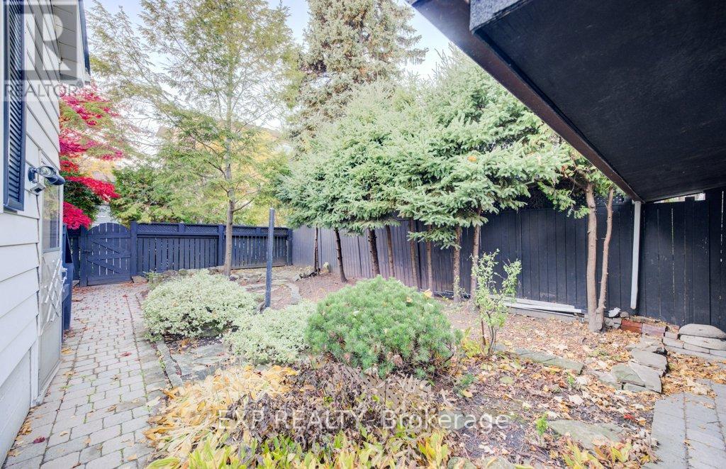 115 Wilson Street, Oakville, Ontario  L6K 3G7 - Photo 31 - W12535654