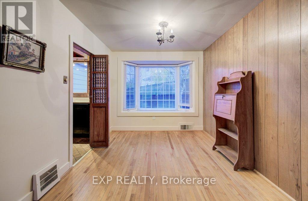 115 Wilson Street, Oakville, Ontario  L6K 3G7 - Photo 7 - W12535654