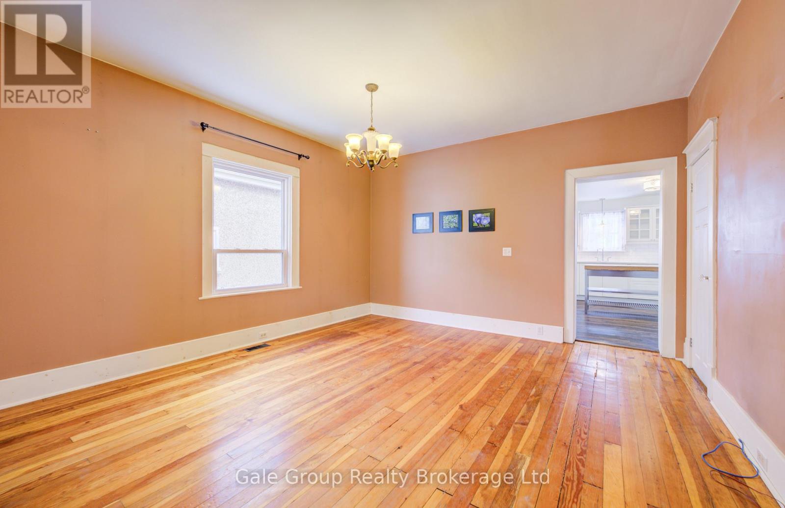 14 Grandview Street, Brantford, Ontario  N3R 1Y4 - Photo 11 - X12535660