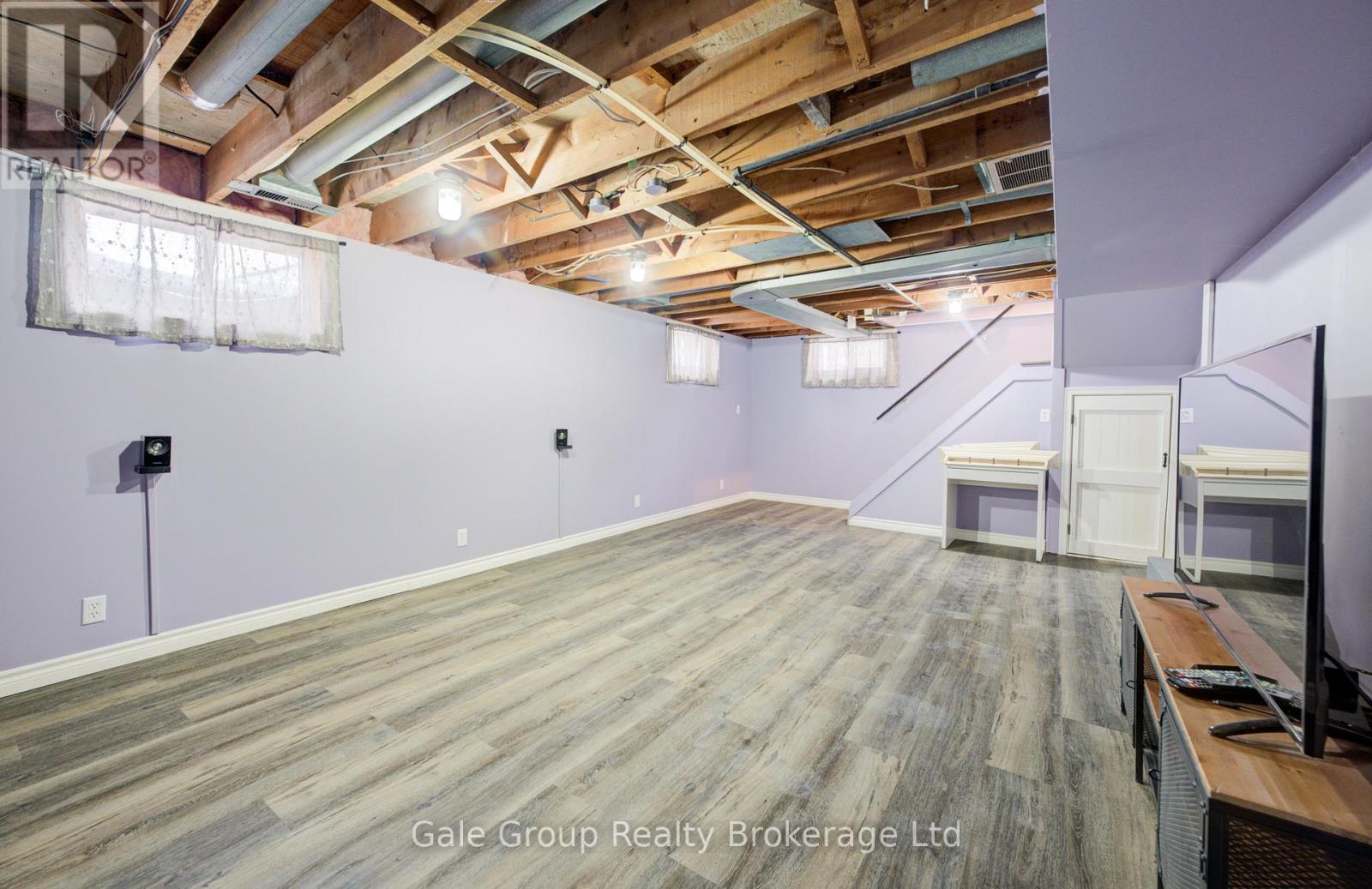 14 Grandview Street, Brantford, Ontario  N3R 1Y4 - Photo 24 - X12535660