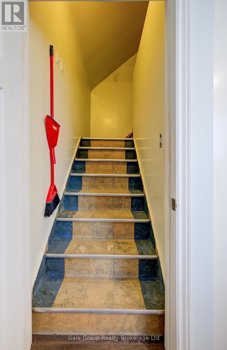 14 Grandview Street, Brantford, Ontario  N3R 1Y4 - Photo 30 - X12535660