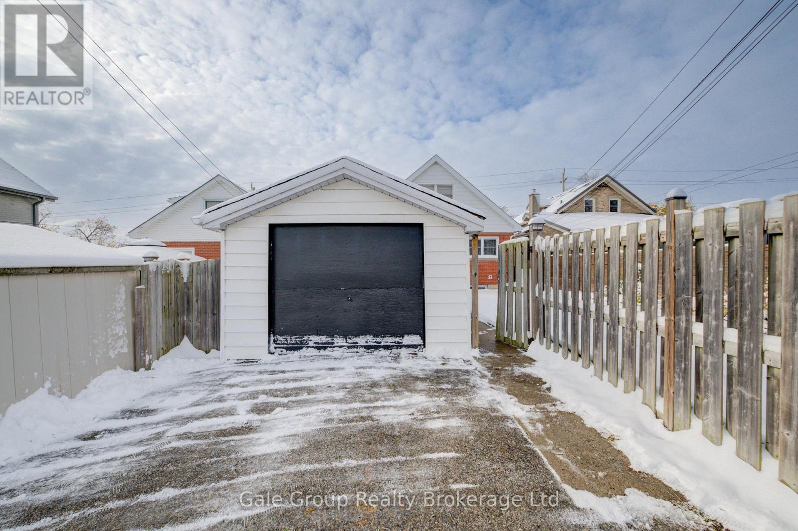 14 Grandview Street, Brantford, Ontario  N3R 1Y4 - Photo 37 - X12535660