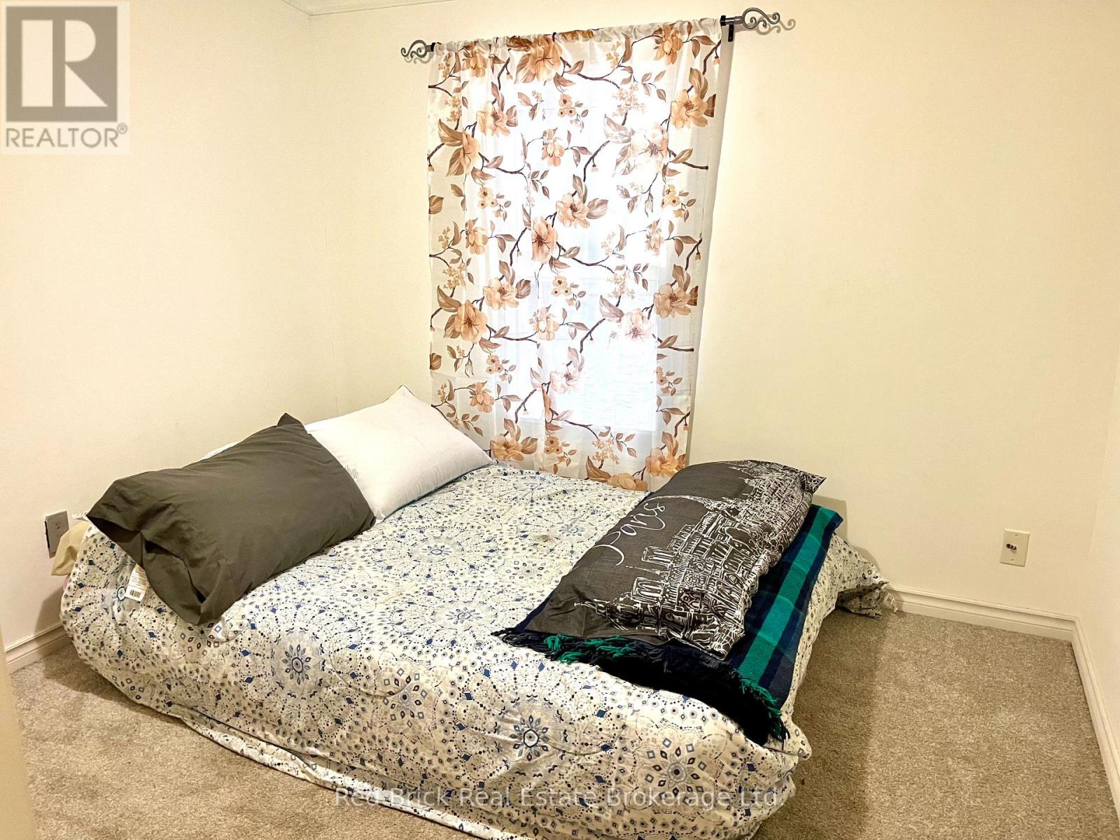 6 Lane Street, Centre Wellington, Ontario  N1M 2W5 - Photo 18 - X12535674