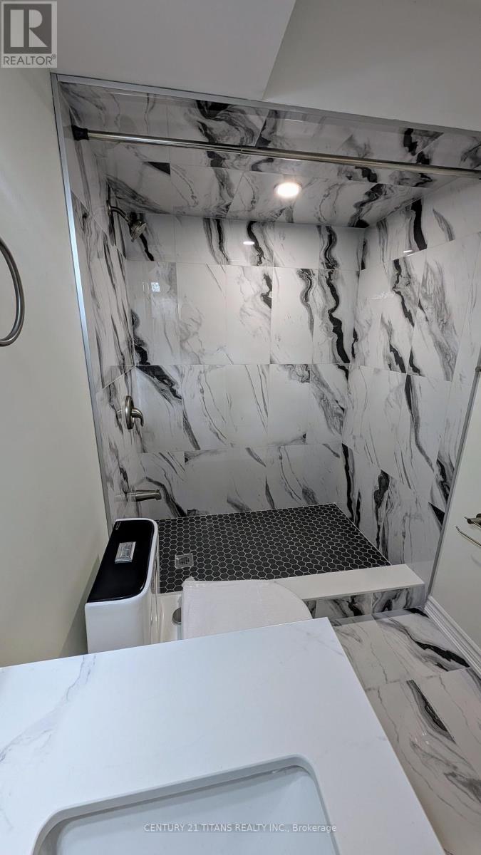 27 Vickery Street, Whitby, Ontario L1P 0L2 - Photo 18 - E12526944