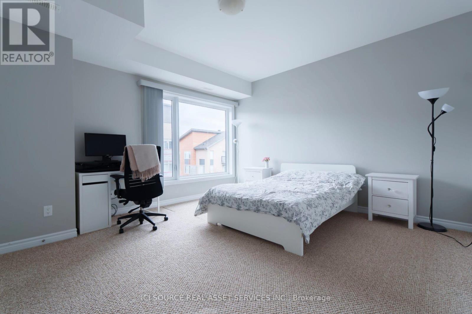 214 Terravita Private, Ottawa, Ontario  K1V 2R9 - Photo 8 - X12395134