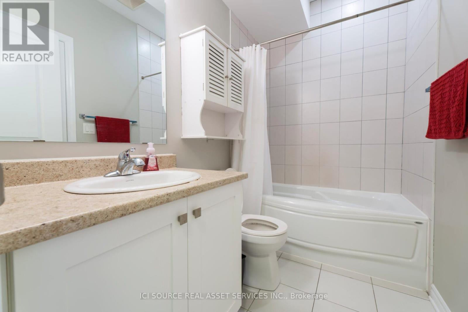 214 Terravita Private, Ottawa, Ontario  K1V 2R9 - Photo 7 - X12395134