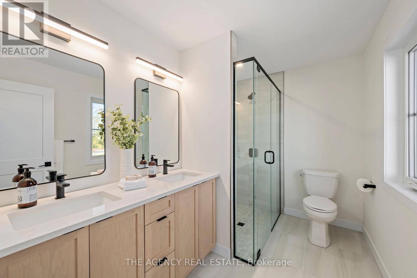 2172 Saddlerock Avenue, London North (North S), Ontario  N6G 3W3 - Photo 15 - X12462106