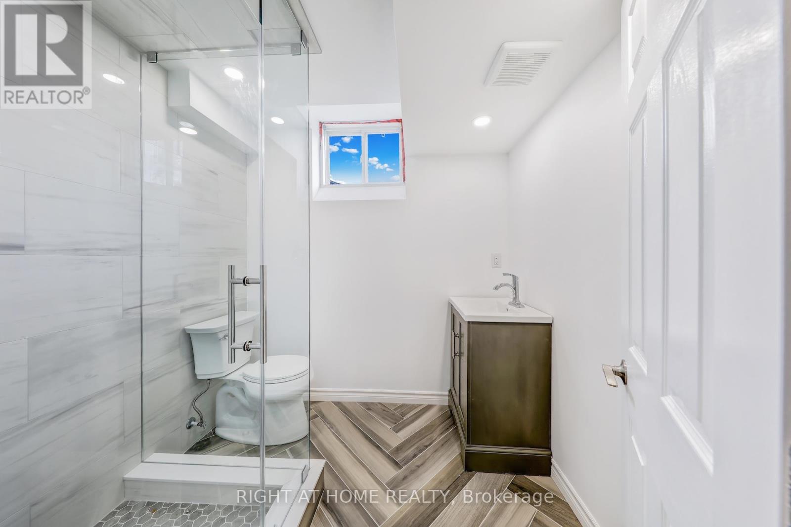 108 King William Crescent, Richmond Hill, Ontario  L4B 4T1 - Photo 28 - N12448559