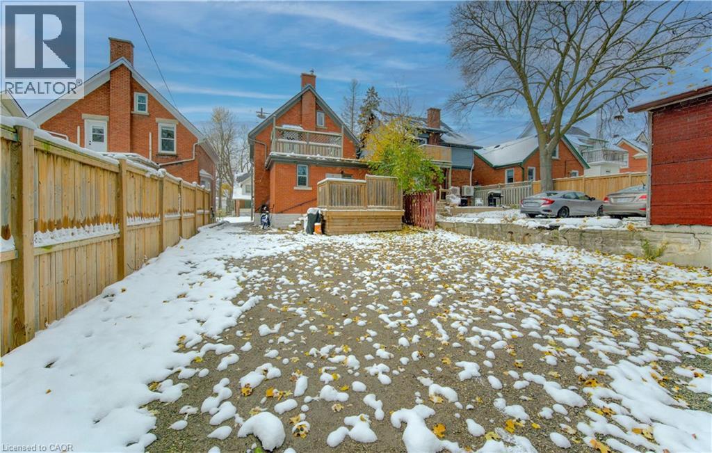 19 Fairview Avenue, Kitchener, Ontario  N2H 3E7 - Photo 26 - 40784094
