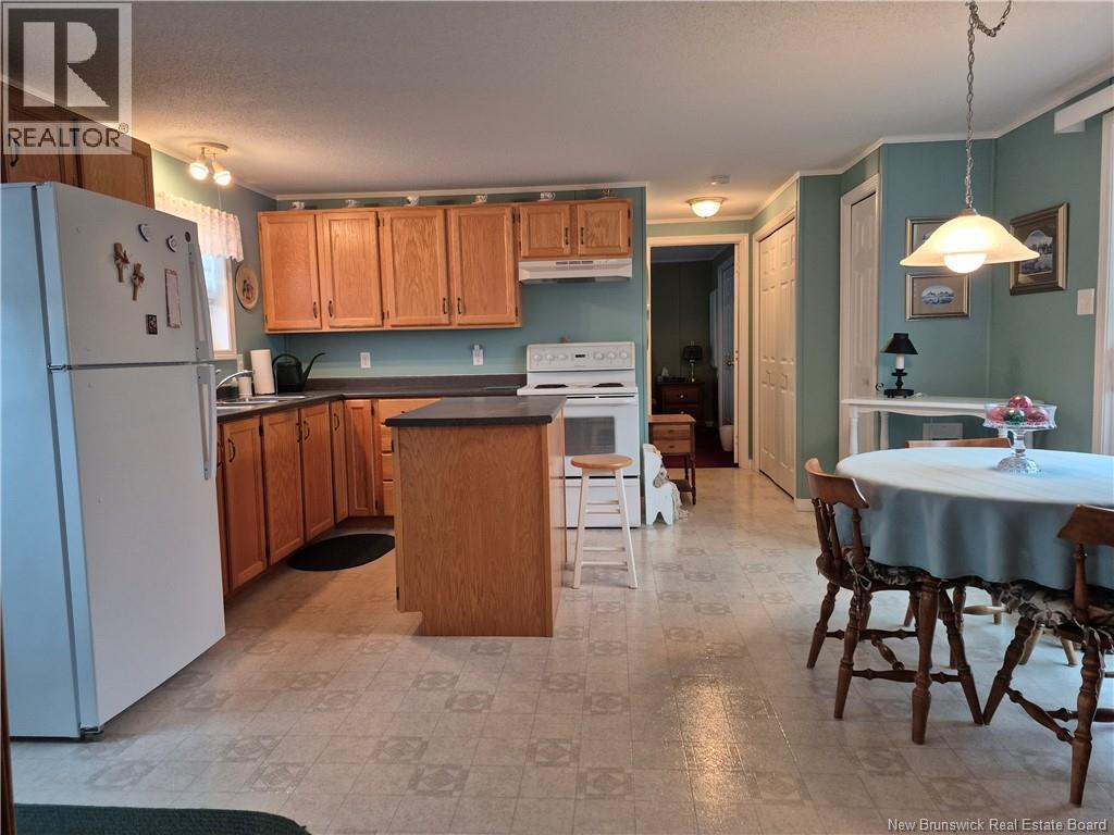 28 Dougnorth Street, Fredericton, New Brunswick  E3G 0H7 - Photo 10 - NB130000