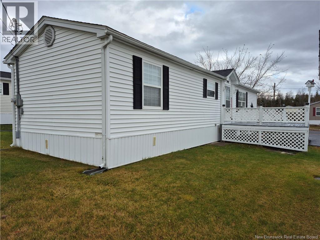 28 Dougnorth Street, Fredericton, New Brunswick  E3G 0H7 - Photo 30 - NB130000