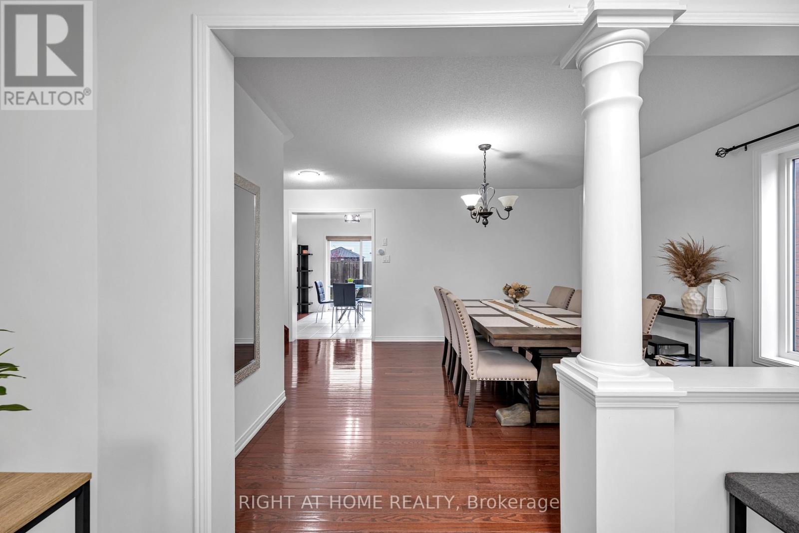 23 Tiller Street, Ajax, Ontario  L1Z 1X8 - Photo 7 - E12519416