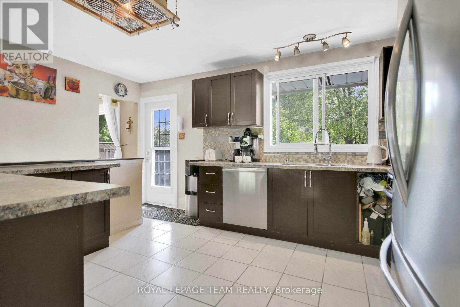 64 Owlshead Road, Ottawa, Ontario  K0A 3P0 - Photo 17 - X12487310