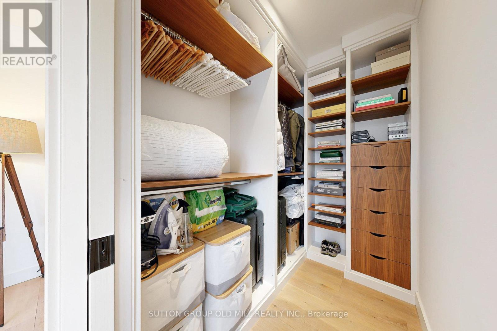 17 Grafton Avenue, Toronto, Ontario  M6R 1C3 - Photo 29 - W12408771