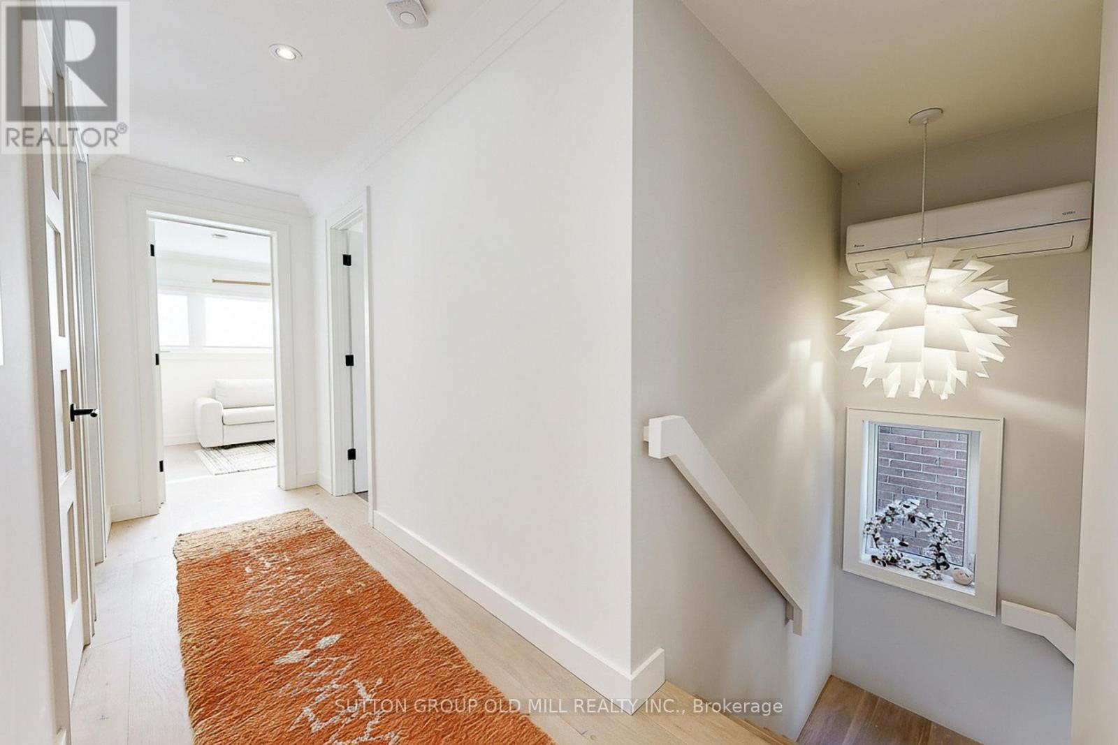 17 Grafton Avenue, Toronto, Ontario  M6R 1C3 - Photo 31 - W12408771