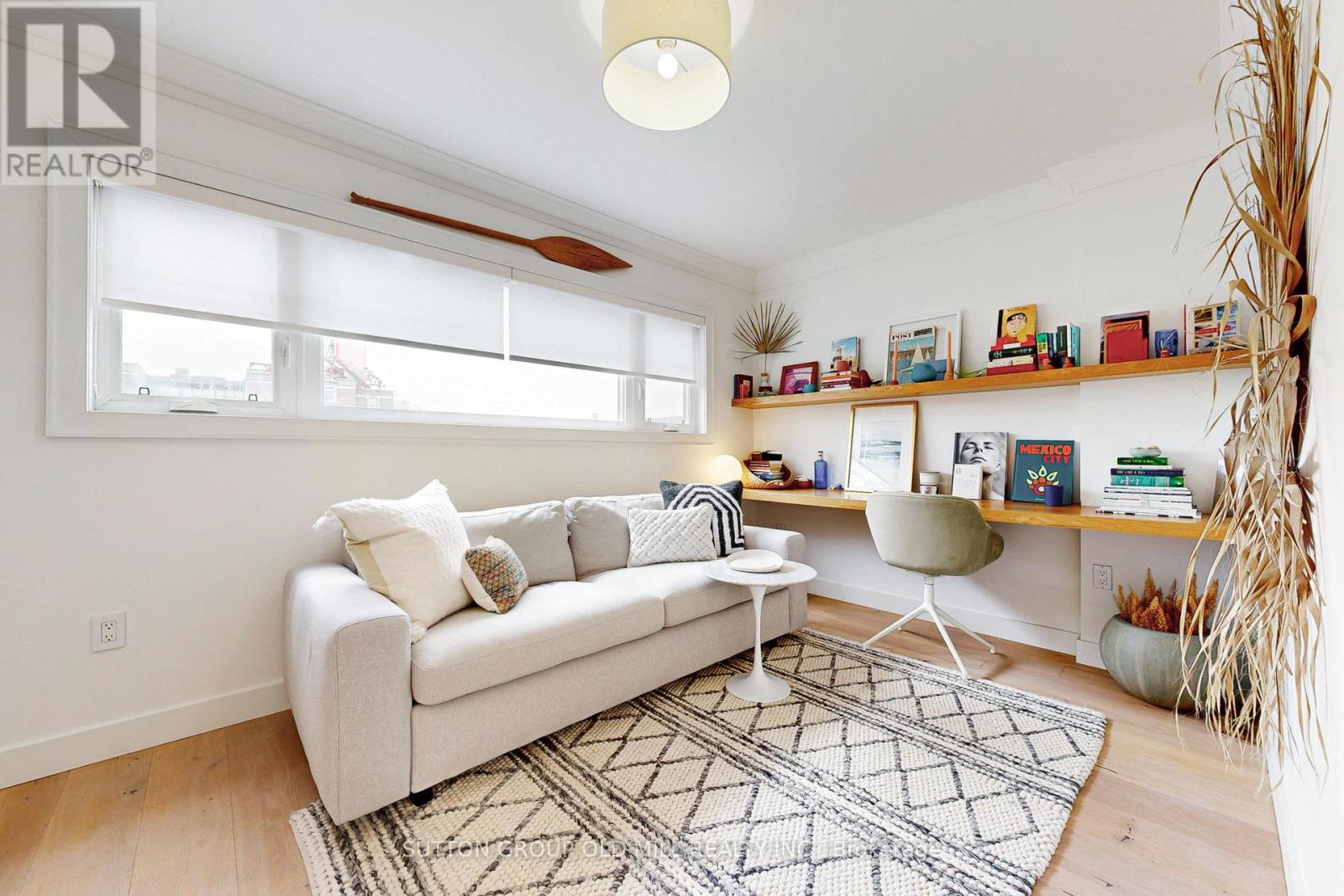 17 Grafton Avenue, Toronto, Ontario  M6R 1C3 - Photo 27 - W12408771