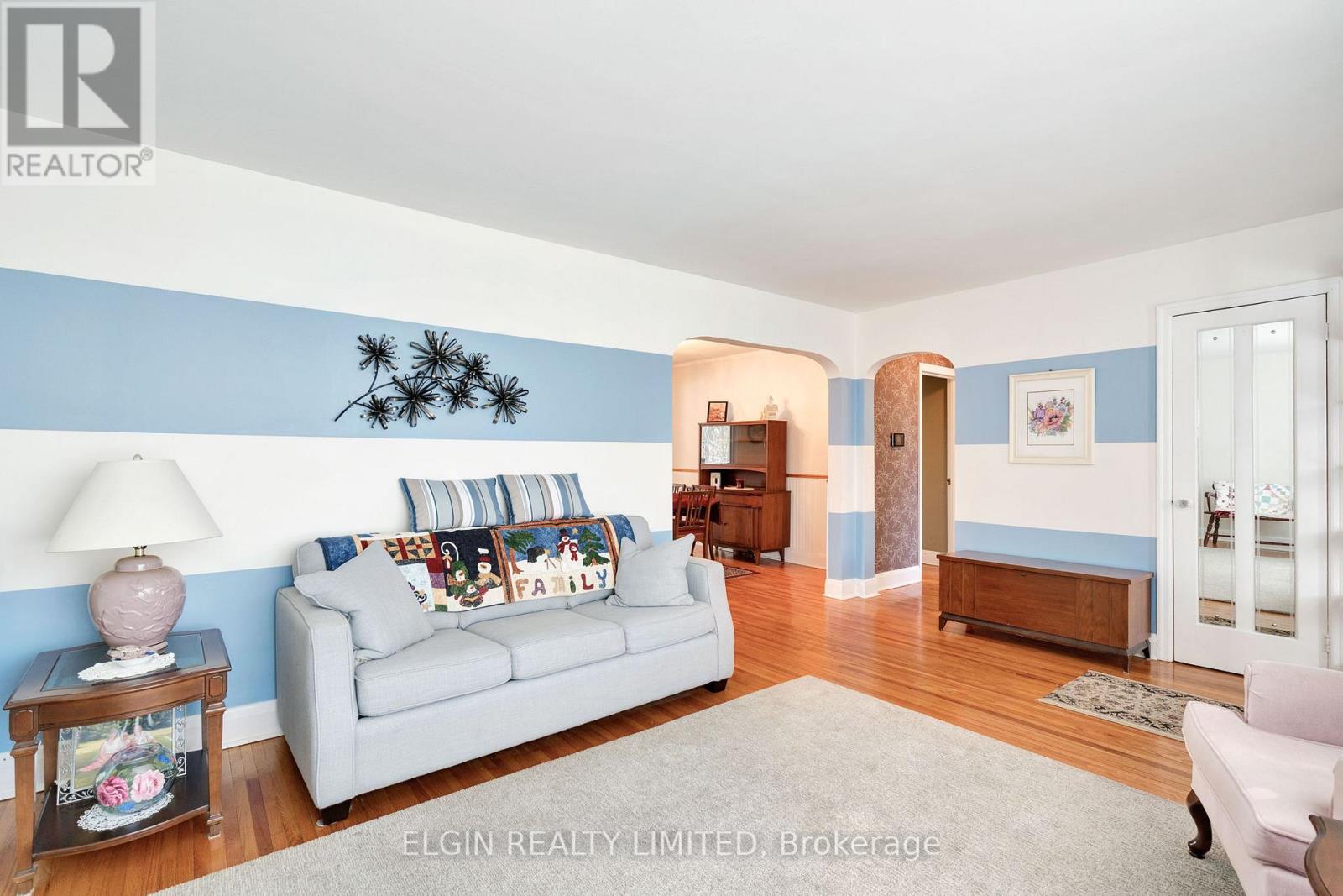 161 Chestnut Street, St. Thomas, Ontario  N5R 2B3 - Photo 10 - X12535672