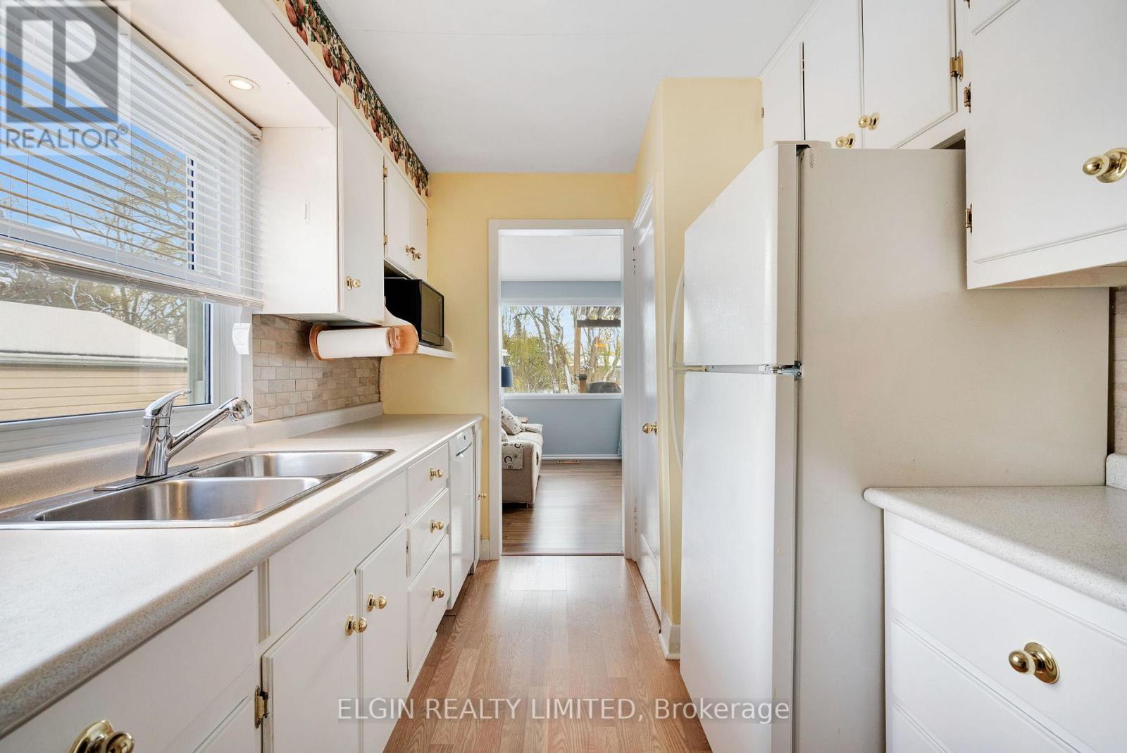 161 Chestnut Street, St. Thomas, Ontario  N5R 2B3 - Photo 22 - X12535672