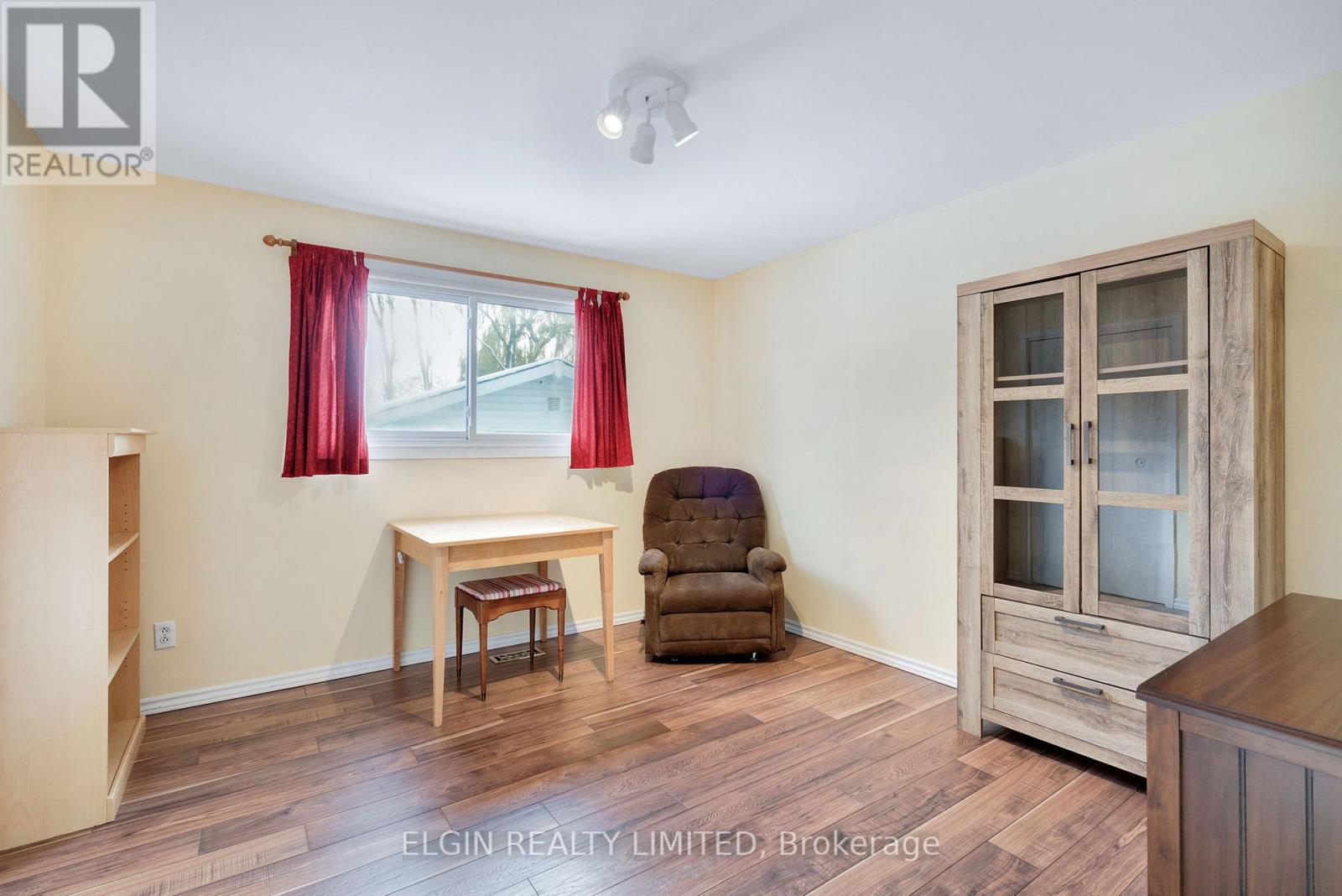 161 Chestnut Street, St. Thomas, Ontario  N5R 2B3 - Photo 27 - X12535672