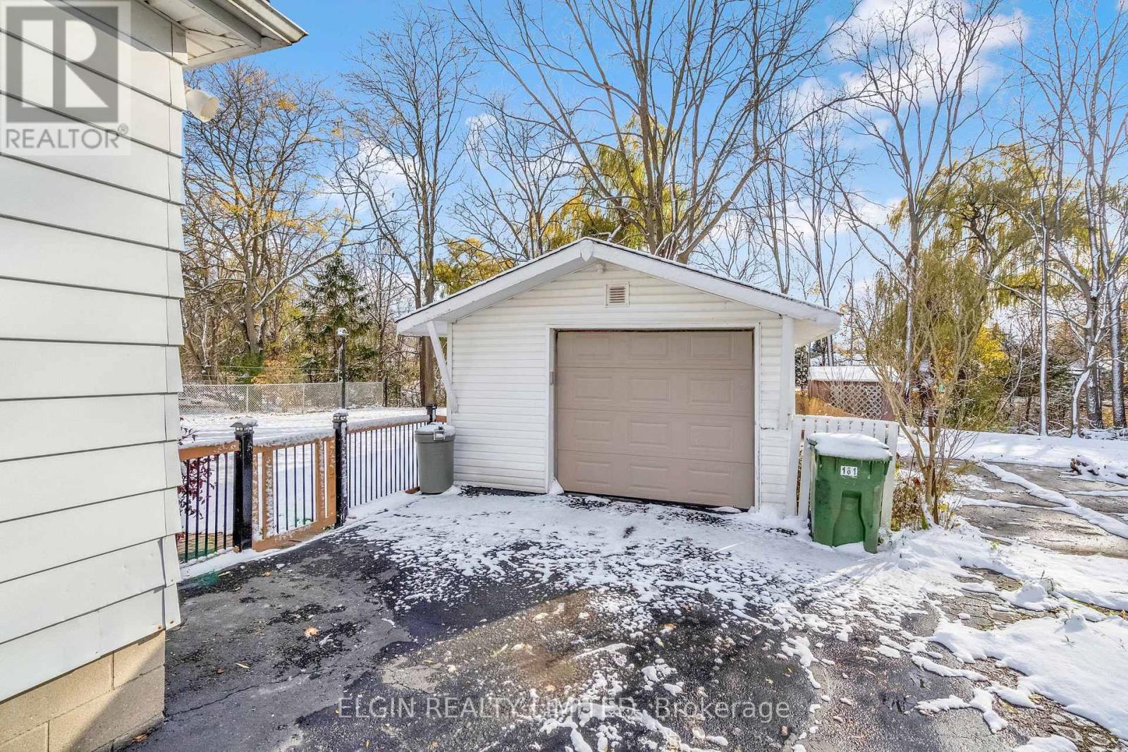 161 Chestnut Street, St. Thomas, Ontario  N5R 2B3 - Photo 35 - X12535672