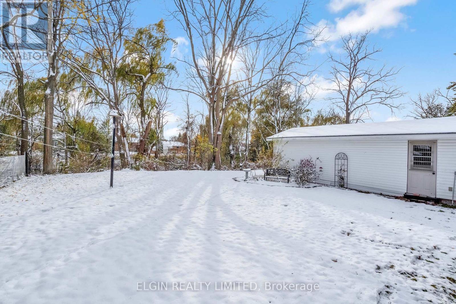 161 Chestnut Street, St. Thomas, Ontario  N5R 2B3 - Photo 40 - X12535672