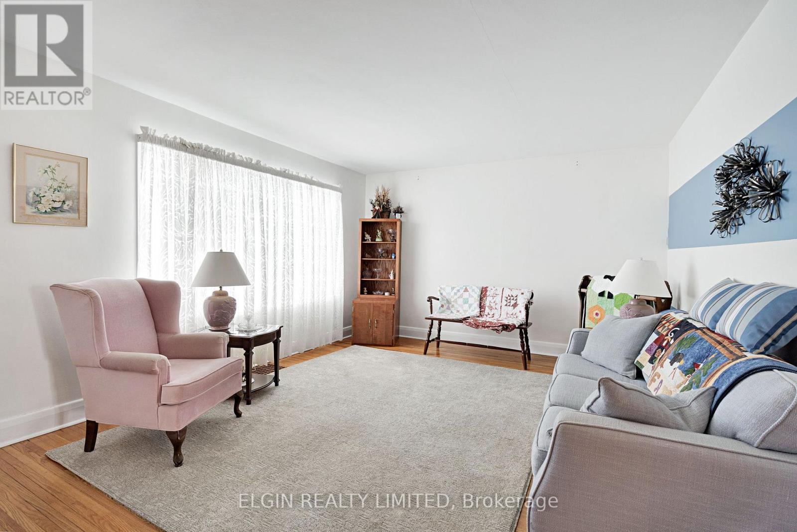 161 Chestnut Street, St. Thomas, Ontario  N5R 2B3 - Photo 6 - X12535672