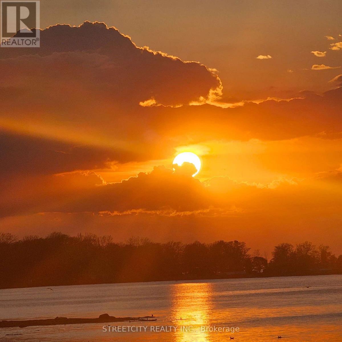 Part 3 W. Ipperwash Road, Lambton Shores, Ontario  N0N 1J3 - Photo 14 - X12535694