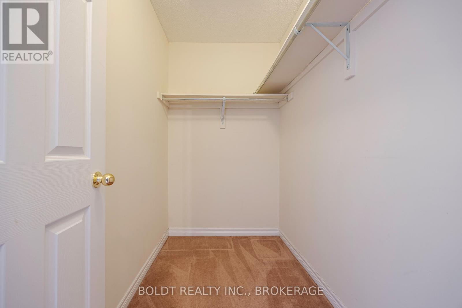 40 Haynes Court, Niagara-On-The-Lake, Ontario  L0S 1J0 - Photo 11 - X12535628